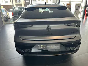 RENAULT Rafale 1.2 E-Tech Plug-in Hybrid 300 4x4 Atelier Alpine