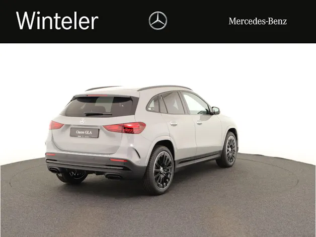 Mercedes-Benz GLA 200 Night Star 7G-D