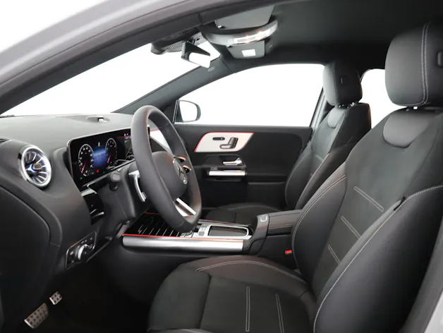Mercedes-Benz GLA 200 Night Star 7G-D