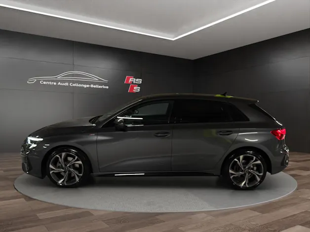 Audi A3 Sportback 35 TFSI S line Attraction S-tronic