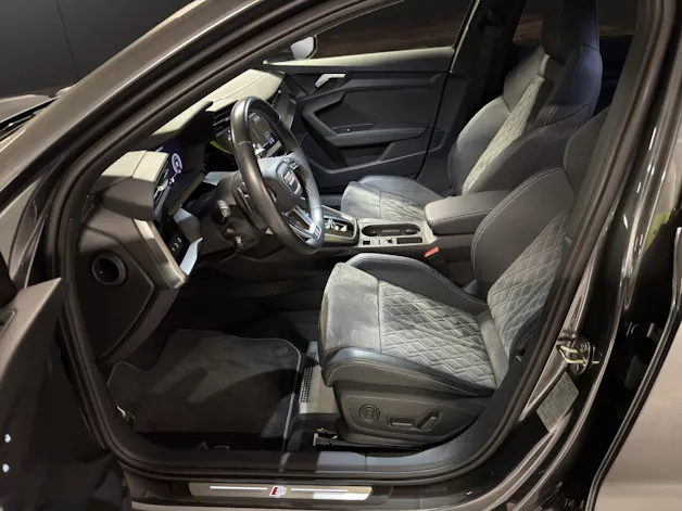 Audi A3 Sportback 35 TFSI S line Attraction S-tronic