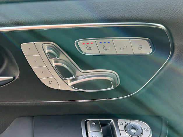 Mercedes-Benz V 300 d Exclusive L SWISS EDITION 4MATIC