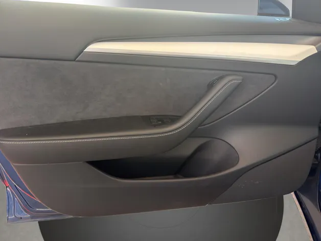 Tesla Model 3 Perform. Dual AWD
