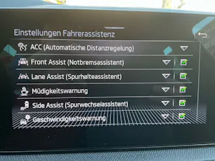 SKODA Kamiq 1.5 TSI MONTE CARLO *** 5 JAHRE SKODA WERKSGARANTIE ***