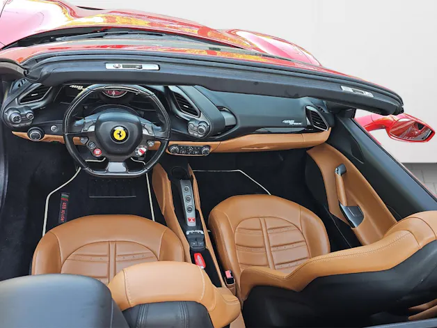 FERRARI 488 Spider 3.9 V8
