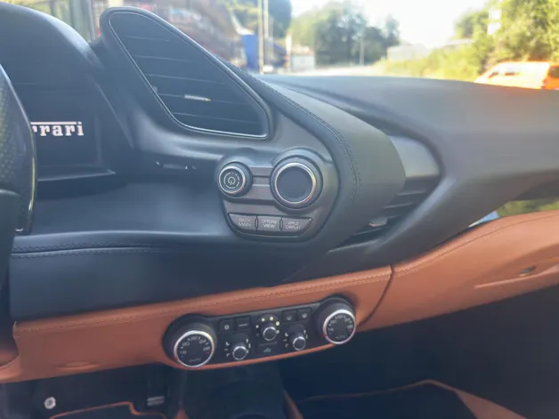 Ferrari 488 Spider 3.9 V8