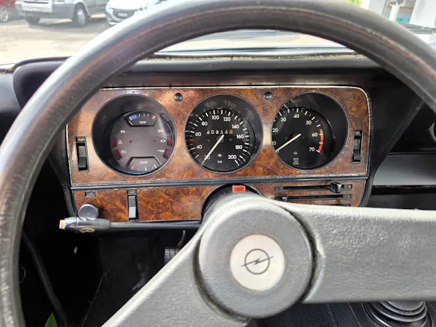 Opel Manta A 1900 SR Veteraneneintrag