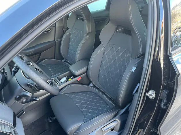 Škoda Karoq 2.0 TDI SportLine 4x4 DSG