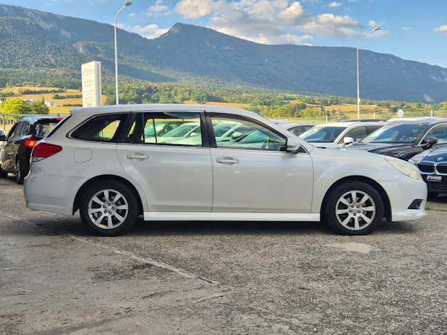 Subaru Legacy 2.0D Swiss AWD