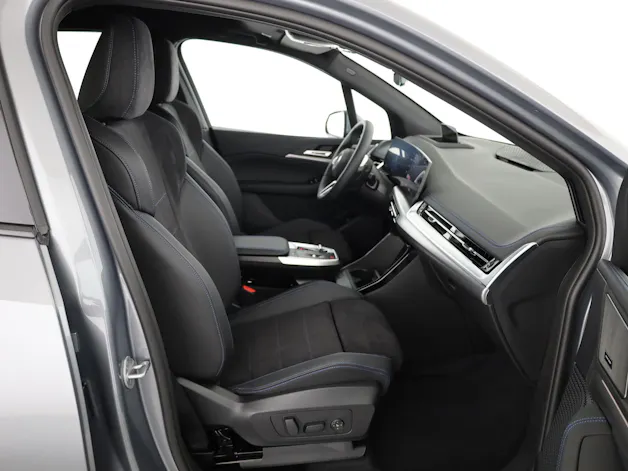 BMW 220i Act. Tour. M Sport