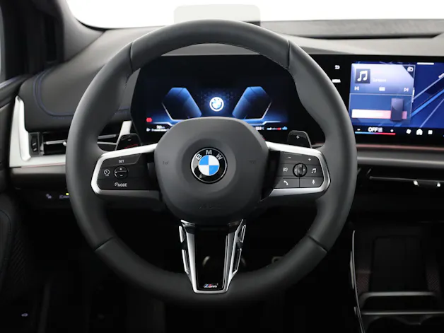 BMW 220i Act. Tour. M Sport