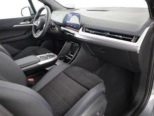 BMW 220i Act. Tour. M Sport