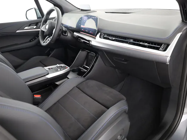 BMW 220i Act. Tour. M Sport