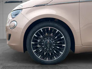 FIAT 500 electric 87 kW La Prima By Bocelli Top