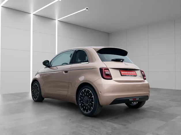 Fiat 500 electric 87 kW La Prima By Bocelli Top