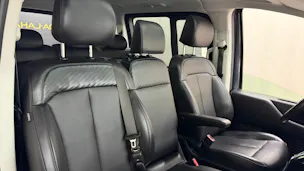 Hyundai Staria Premium 2.2 CRDi Vertex 4WD A
