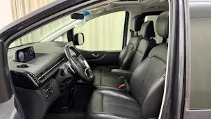 Hyundai Staria Premium 2.2 CRDi Vertex 4WD A