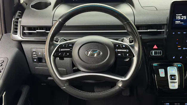 Hyundai Staria Premium 2.2 CRDi Vertex 4WD A