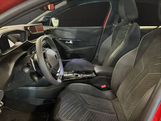 Peugeot 208 1.2 MHEV 110 GT