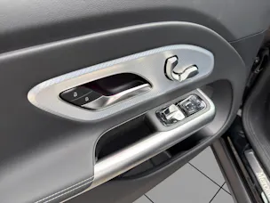 MERCEDES-BENZ GLB 220 4Matic 8G-Tronic