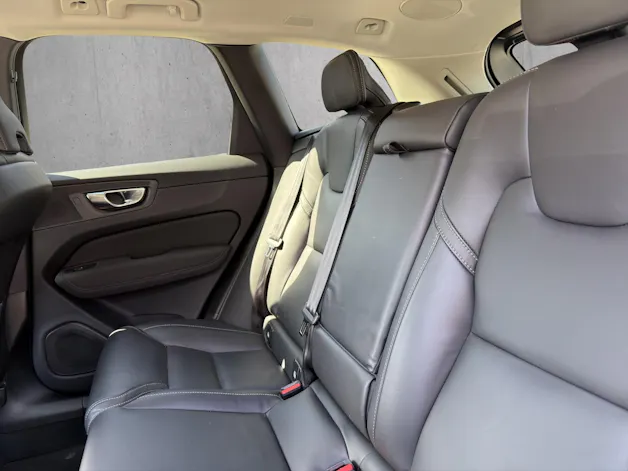 Volvo XC60 2.0 T6 TE Plus Dark eAWD