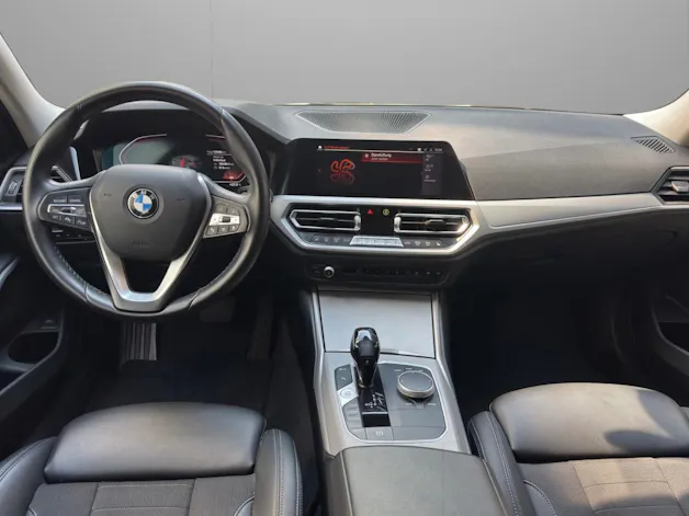 BMW 320d xDrive 48V Touring Steptronic