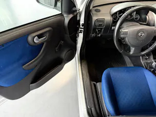 Opel Corsa 1.2 16V Comfort