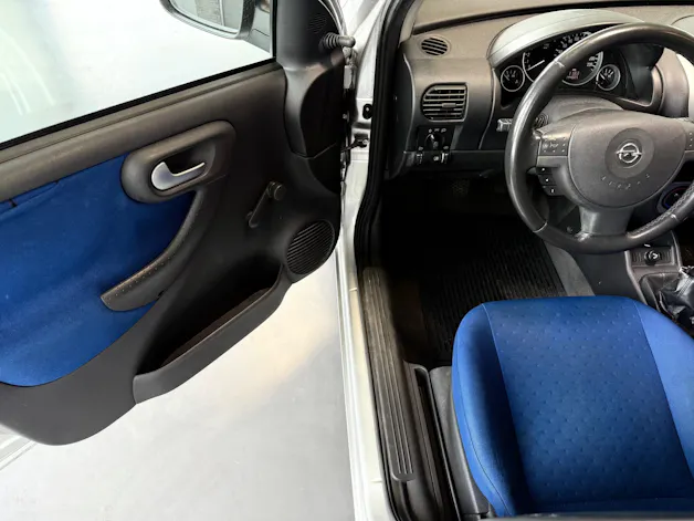 Opel Corsa 1.2 16V Comfort