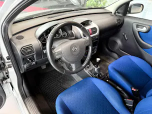 Opel Corsa 1.2 16V Comfort
