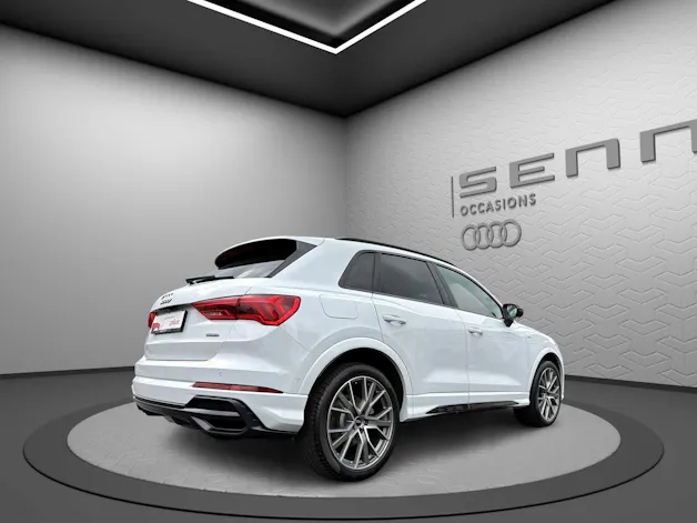 Audi Q3 45 TFSI S line quattro S-tronic
