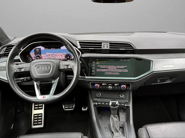 Audi Q3 45 TFSI S line quattro S-tronic