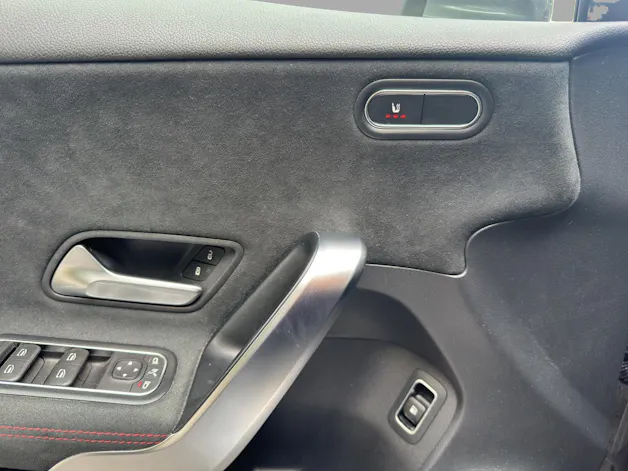 Mercedes-Benz A 250e AMG Line 8G-DCT