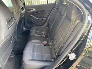 Mercedes-Benz GLA 200 Night Star 7G-DCT