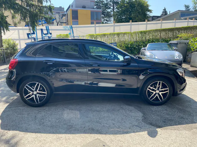 Mercedes-Benz GLA 200 Night Star 7G-DCT
