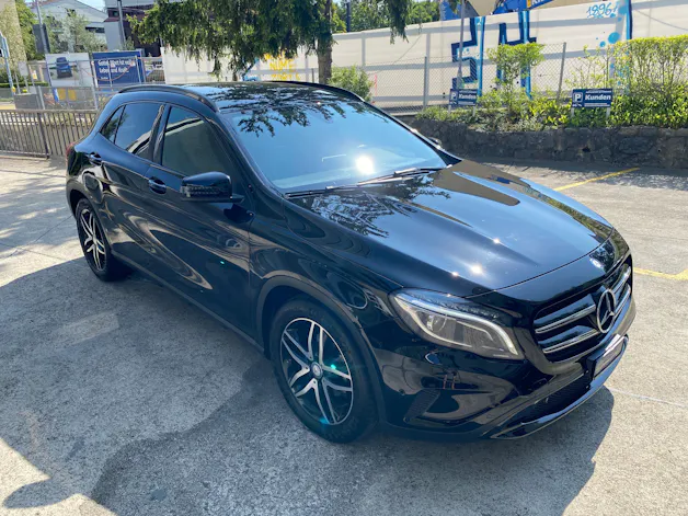 Mercedes-Benz GLA 200 Night Star 7G-DCT