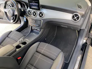 Mercedes-Benz GLA 200 Night Star 7G-DCT