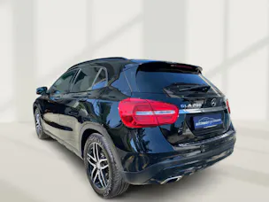 MERCEDES-BENZ GLA 200 Night Star 7G-DCT