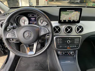 Mercedes-Benz GLA 200 Night Star 7G-DCT