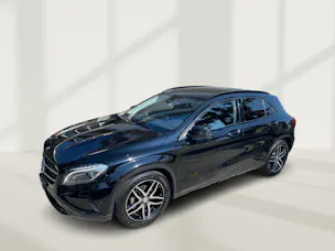 MERCEDES-BENZ GLA 200 Night Star 7G-DCT