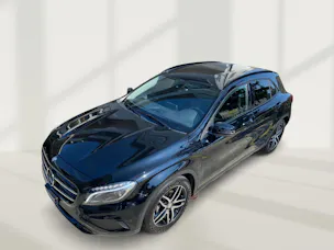 MERCEDES-BENZ GLA 200 Night Star 7G-DCT