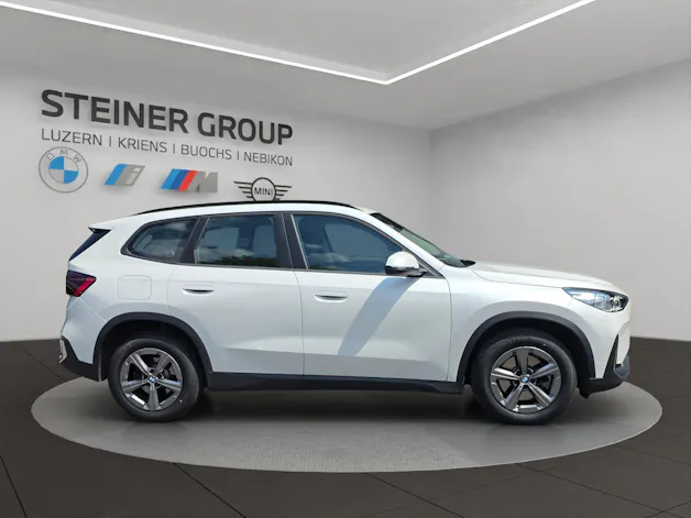 BMW X1 xDrive 23i 48V