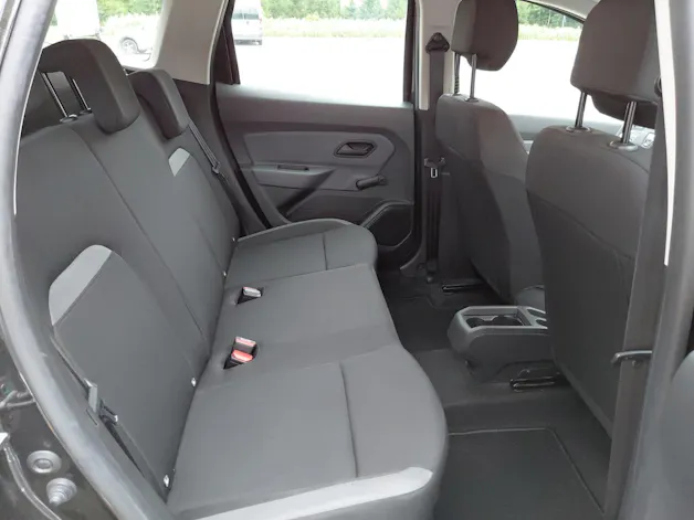 Dacia Duster SCe 115 Comfort 4x2 * Neuzustand* Frisch ab MFK 08.2026 * 1. Hand * Navi * Klima * Tempomat