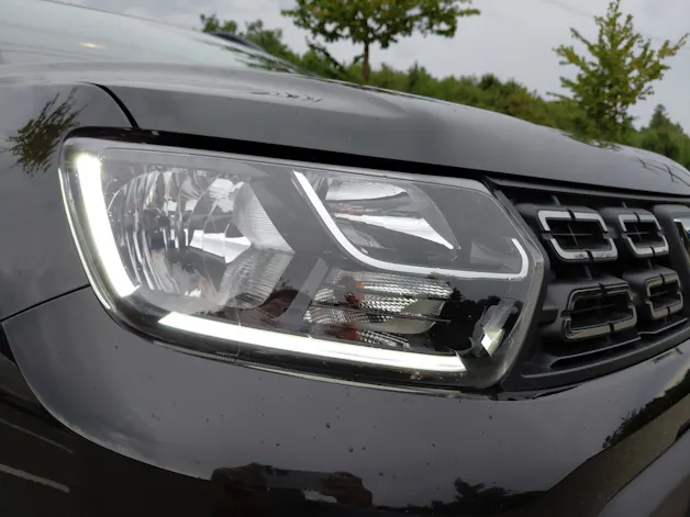 Dacia Duster SCe 115 Comfort 4x2 * Neuzustand* Frisch ab MFK 08.2026 * 1. Hand * Navi * Klima * Tempomat