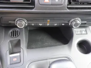 PEUGEOT Partner 1.2 Pure Tech s/s Premium 650kg 3-PLÄTZER!!!