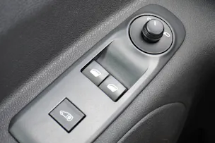 PEUGEOT Partner 1.2 Pure Tech s/s Premium 650kg 3-PLÄTZER!!!