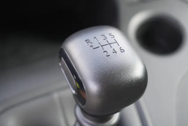 Peugeot Partner 1.2 Pure Tech s/s Premium 650kg 3-PLÄTZER!!!