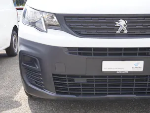 PEUGEOT Partner 1.2 Pure Tech s/s Premium 650kg 3-PLÄTZER!!!