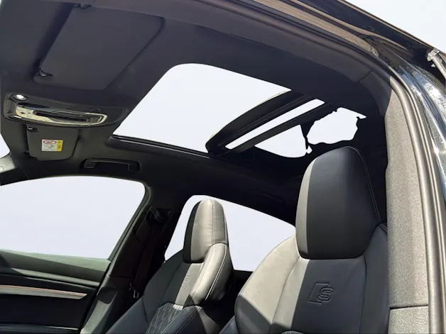 Audi e-tron 55 Sportback S Line Black Edition quattro