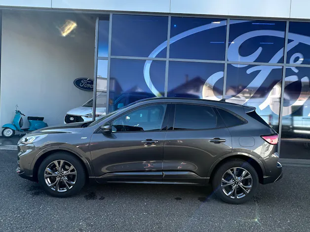 Ford Kuga 2.5 Hybrid ST-Line
