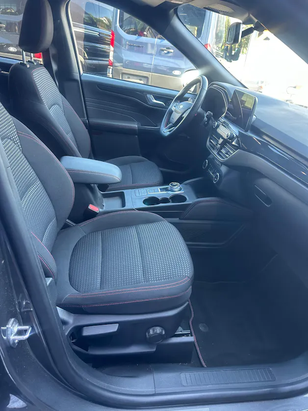 Ford Kuga 2.5 Hybrid ST-Line